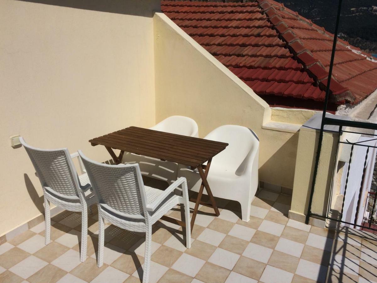 Angies House Apartamento Skopelos Town Exterior foto