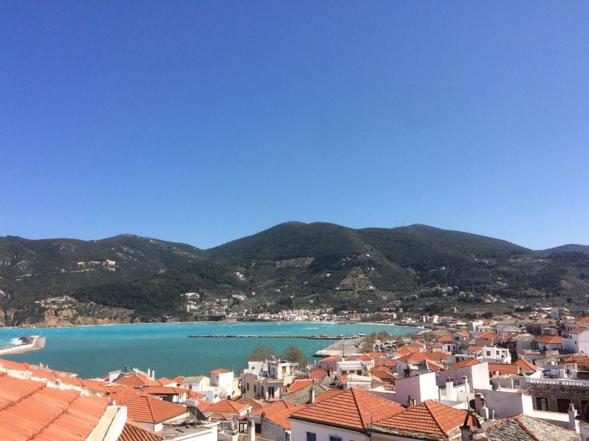 Angies House Apartamento Skopelos Town Exterior foto