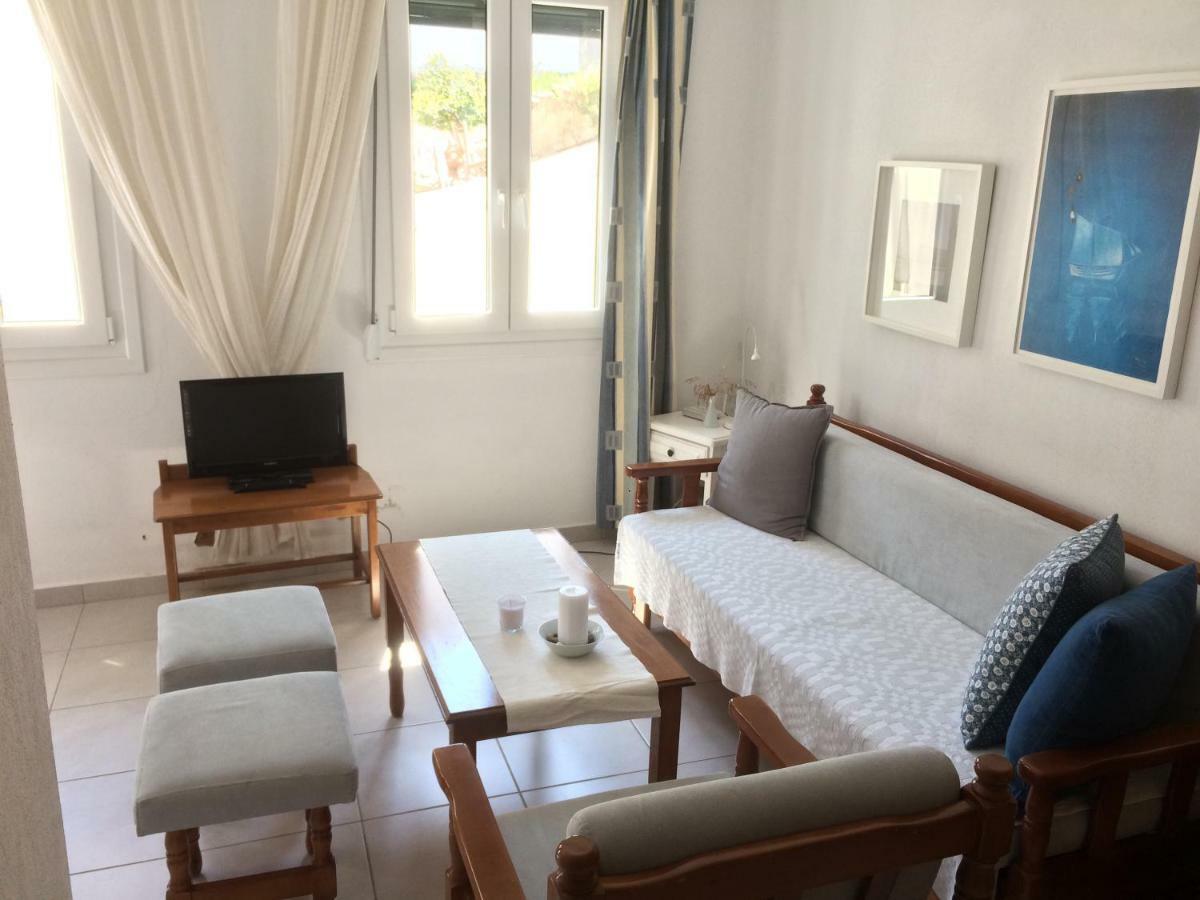 Angies House Apartamento Skopelos Town Exterior foto