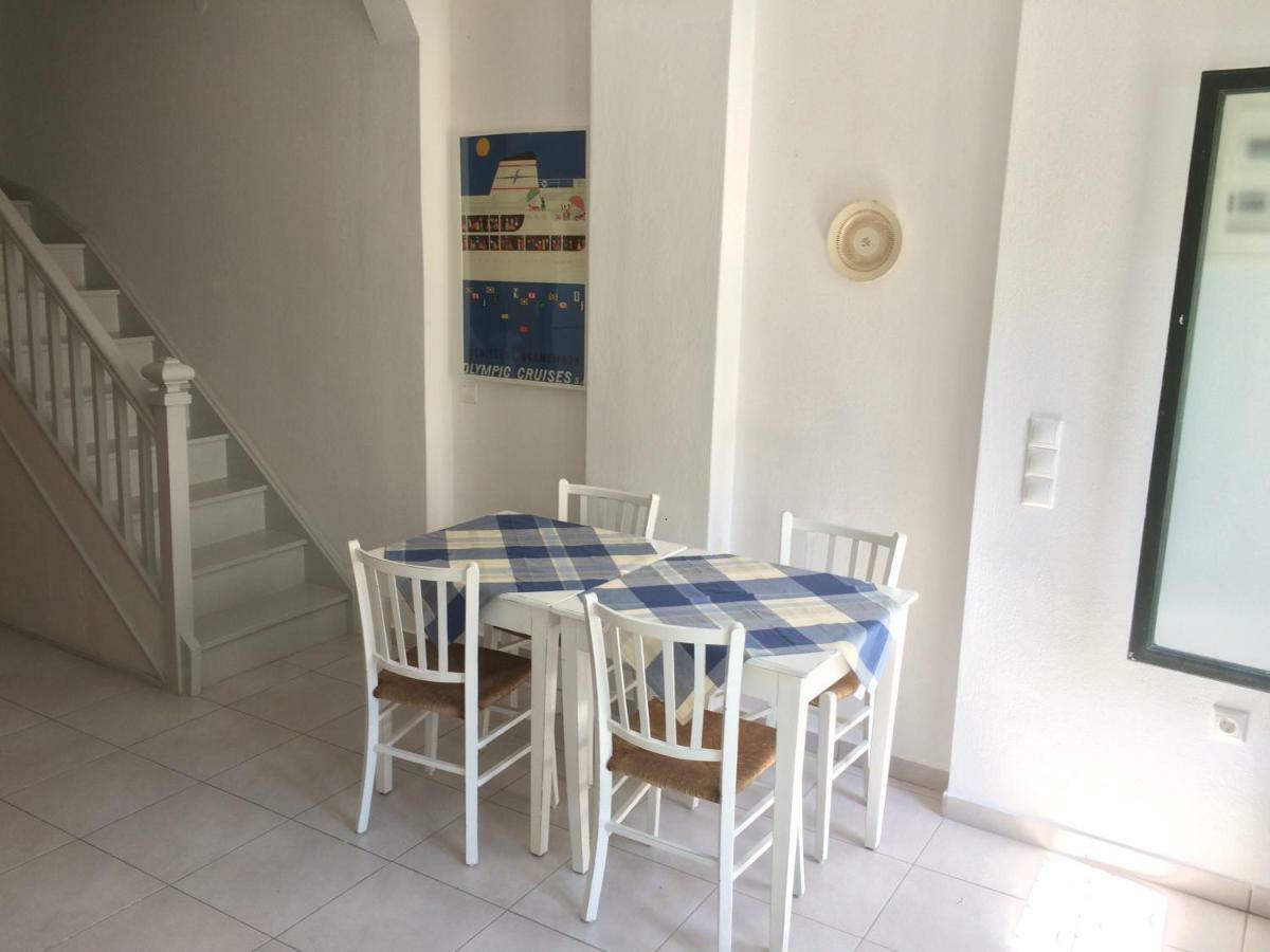 Angies House Apartamento Skopelos Town Exterior foto